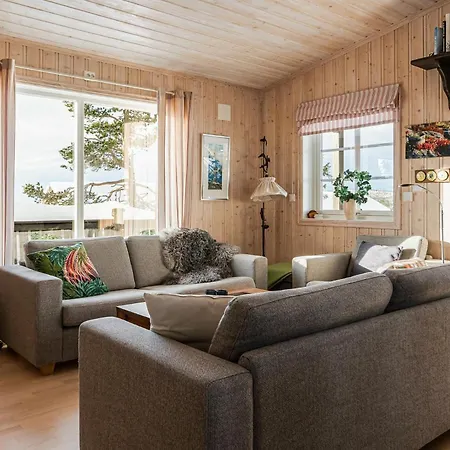 Staeren - Natur, Bal & Ski - Budor - 60 Min Osl Guest house Loten