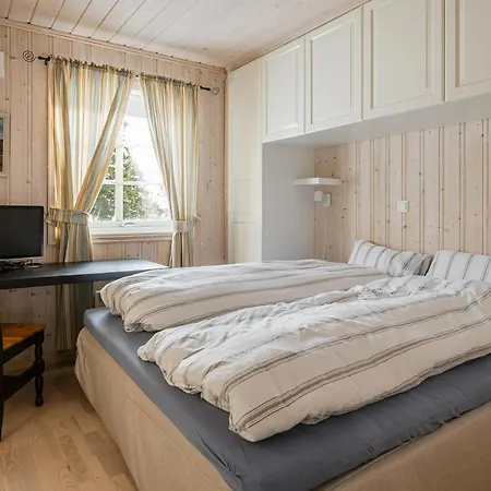 Staeren - Natur, Bal & Ski - Budor - 60 Min Osl Guest house 4*
